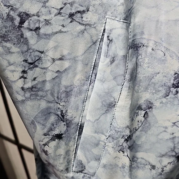 Scales Camo 1/2 Zip Pullover Shirt‎ Size Small NWT - Picture 4 of 9